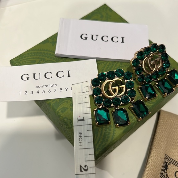 Authentic Gucci Earrings with box and pouch, emerald stones, great condition. - Picture 8 of 8